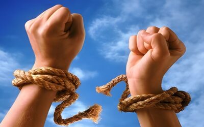 Conoscere l’origine delle Convinzioni Inconsce Limitanti per Sbloccarle e Potenziare il Sé